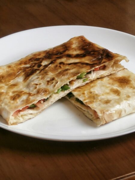 Amritsari Kulcha – gefülltes Fladenbrot mit Kartoffeln