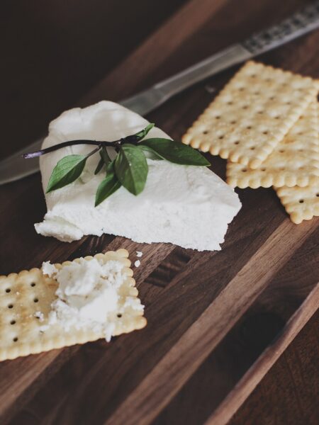 Aprikosen-Brie – gefüllter Brie mit Aprikosen-Mascarpone