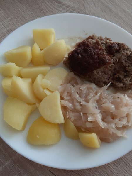 Blutwurststrudel mit Apfel – knusprige Vorspeise vom Profikoch
