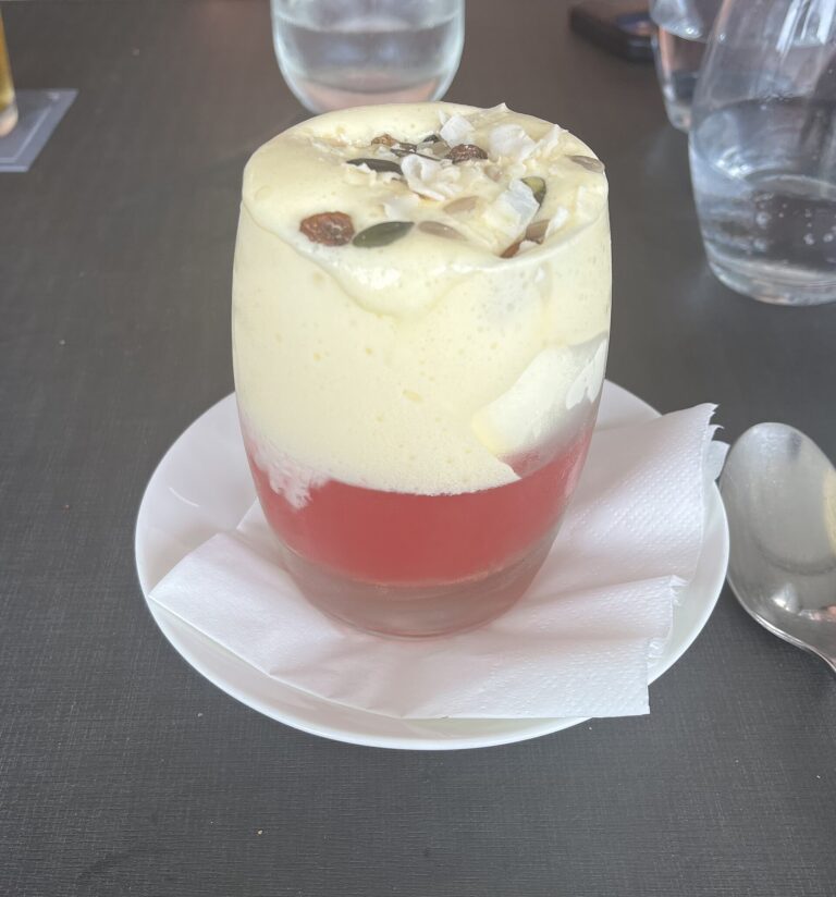 Buttermilch-Panna-cotta – frisch, leicht und cremig