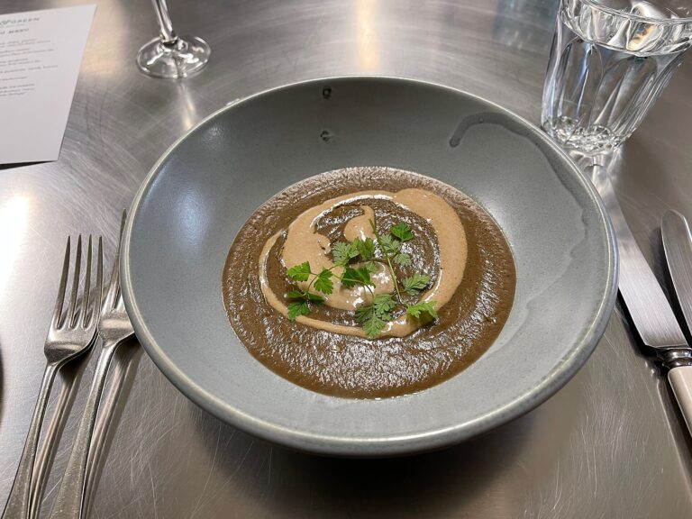 Champignonschaum – luftige Pilzsauce mit dem Stabmixer