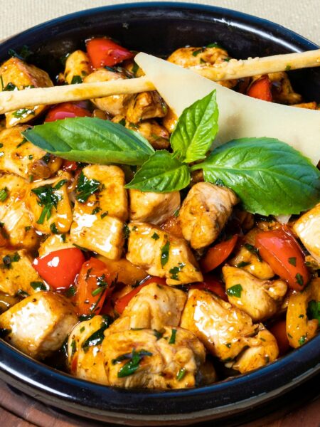 Chicken Jalfrezi – würziges Pfannen-Curry mit Paprika