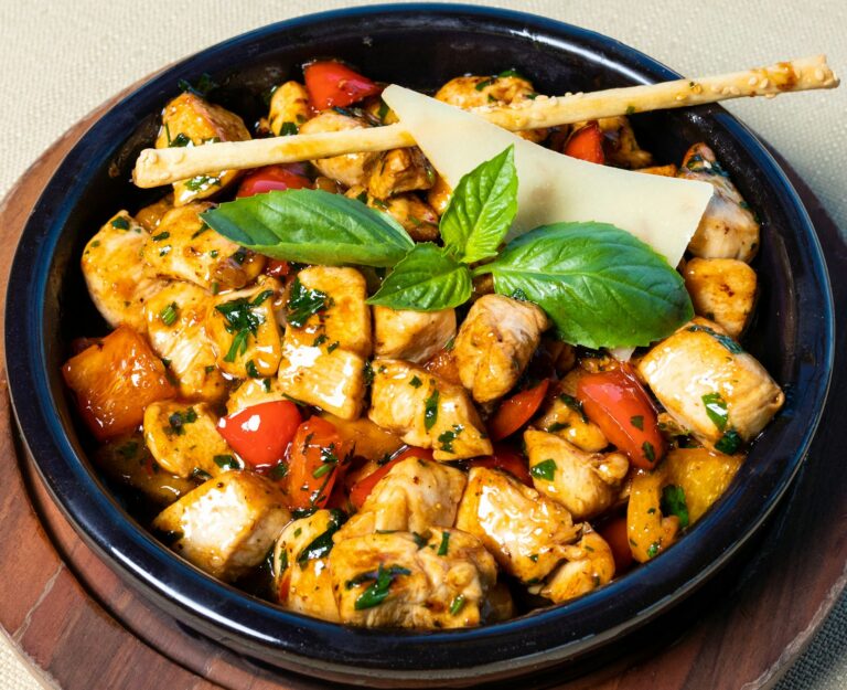 Chicken Jalfrezi – würziges Pfannen-Curry mit Paprika