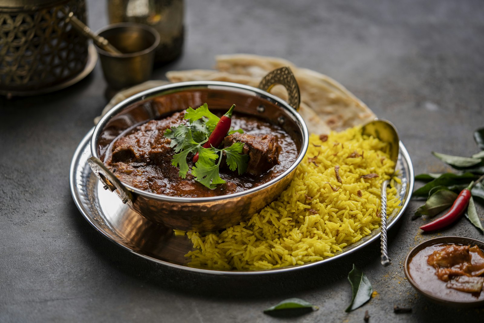 Chicken Vindaloo mit Kartoffeln – scharf und würzig