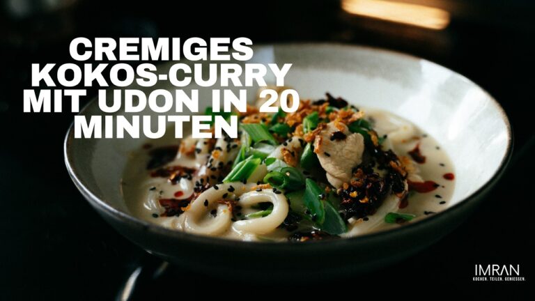 Cremiges Kokos-Curry mit Udon-Nudeln & Hähnchen in 20 Minuten