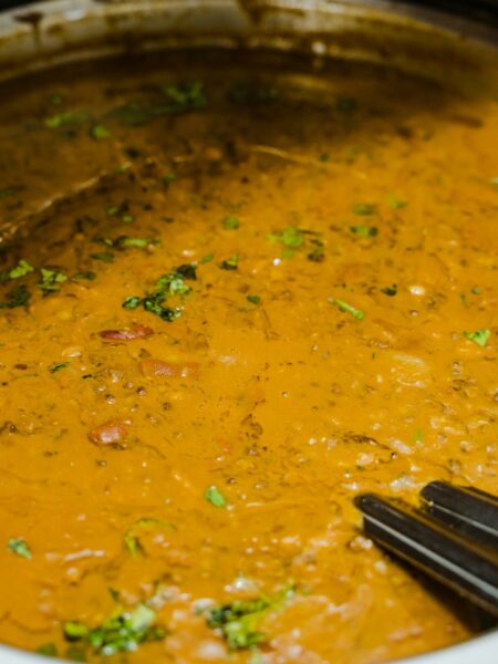 Dal Makhani – cremige schwarze Linsen wie im Dhaba
