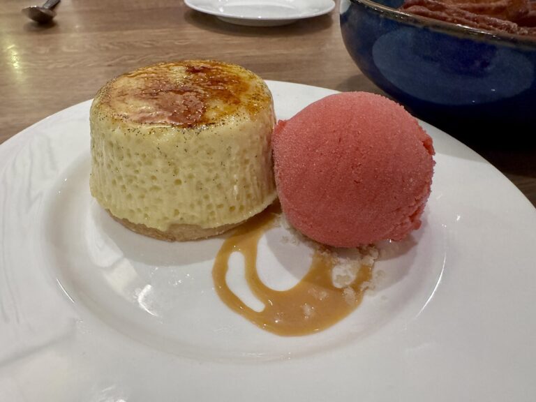 Eierlikörparfait – cremiges Halbgefrorenes ohne Eismaschine