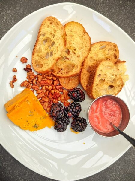 Gorgonzola-Crème-brûlée – herzhafte Käsevorspeise