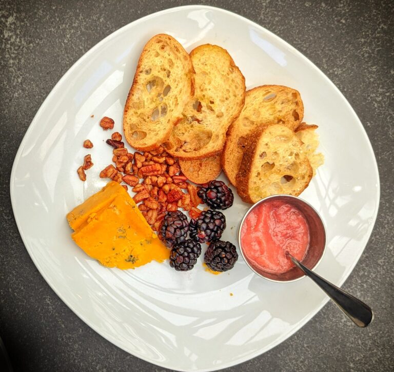 Gorgonzola-Crème-brûlée – herzhafte Käsevorspeise