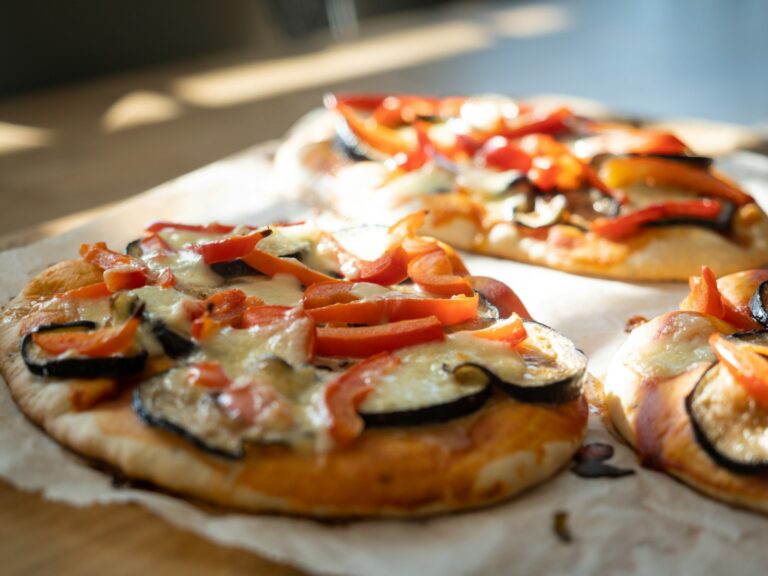 Halloumi Naan – Käse-Naan aus der Pfanne