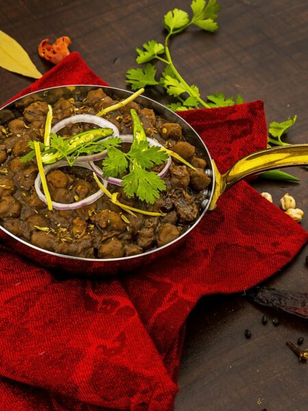 Kala Chana – würziges Curry aus schwarzen Kichererbsen