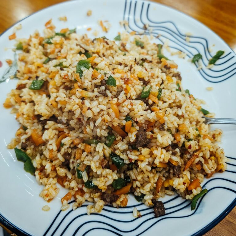 Keema Pulao – würziger Hackfleisch-Reis aus einem Topf