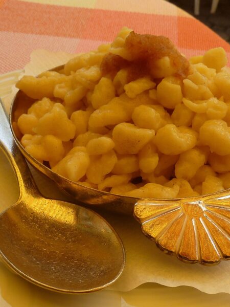 Knöpfle selber machen – schwäbisch-allgäuer Rezept mit extra Ei
