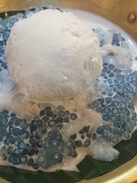 Kokos-Espuma – luftiger Kokosschnee aus dem Siphon