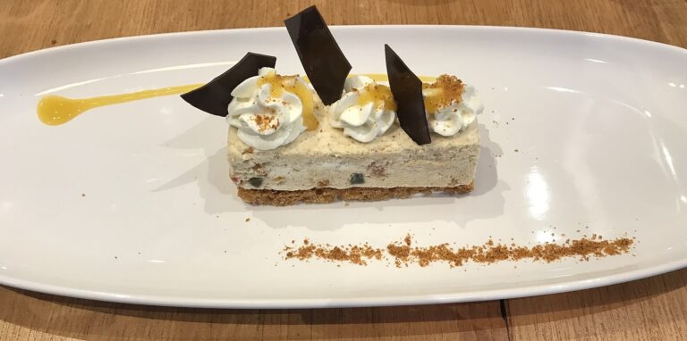 Mohnparfait – cremiges Eisdessert ohne Eismaschine