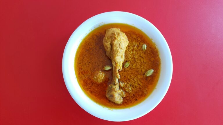 Murgh Badami – Hähnchen-Curry mit samtiger Mandelsauce