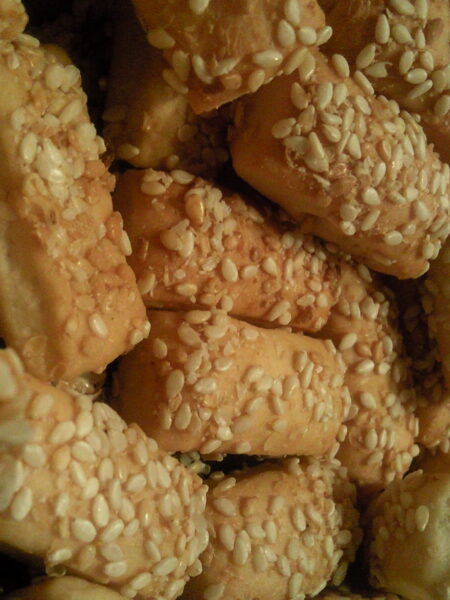 Parmesan-Grissini mit Rosmarin – mürbe Käsestangen