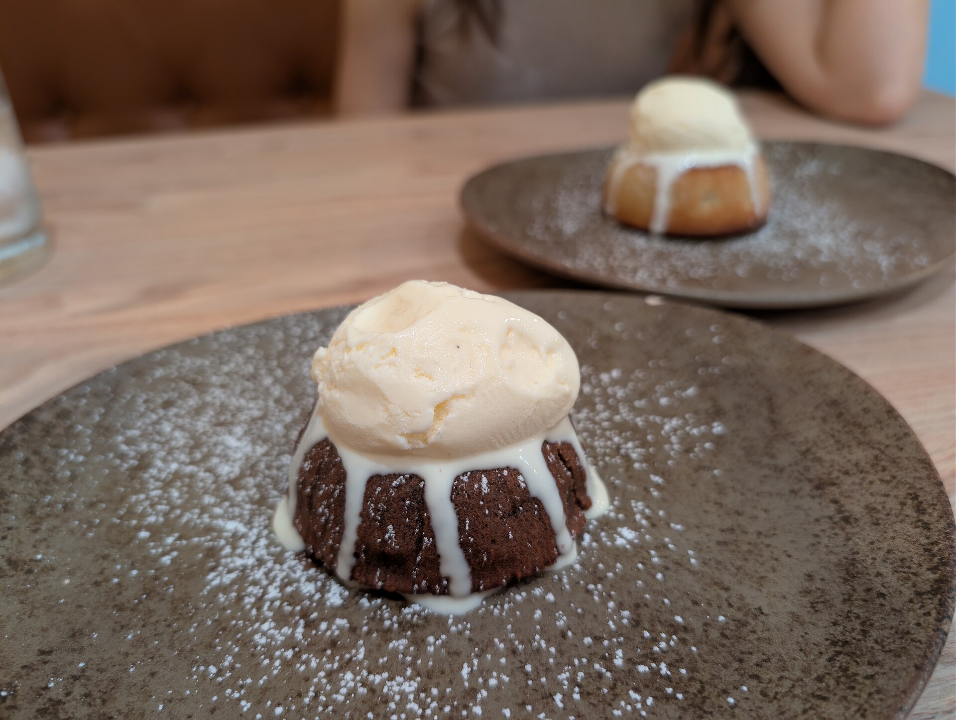 Schokoladensoufflé mit Szechuanpfeffer – warm & luftig
