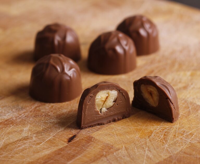 Pralinenfüllung Grundrezept – Ganache mit Orange, Amaretto & Co.