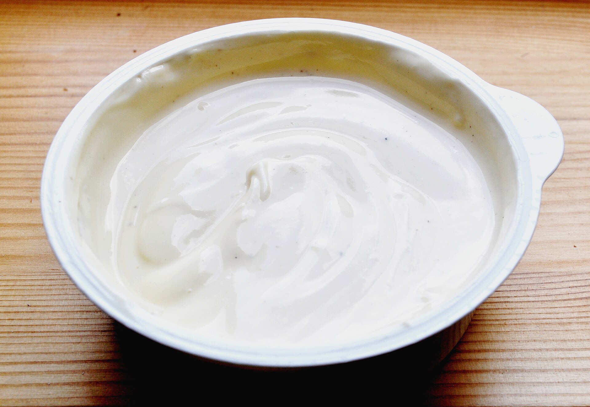 Quarkcreme ohne Ei – luftig mit Zitrone & Sahne