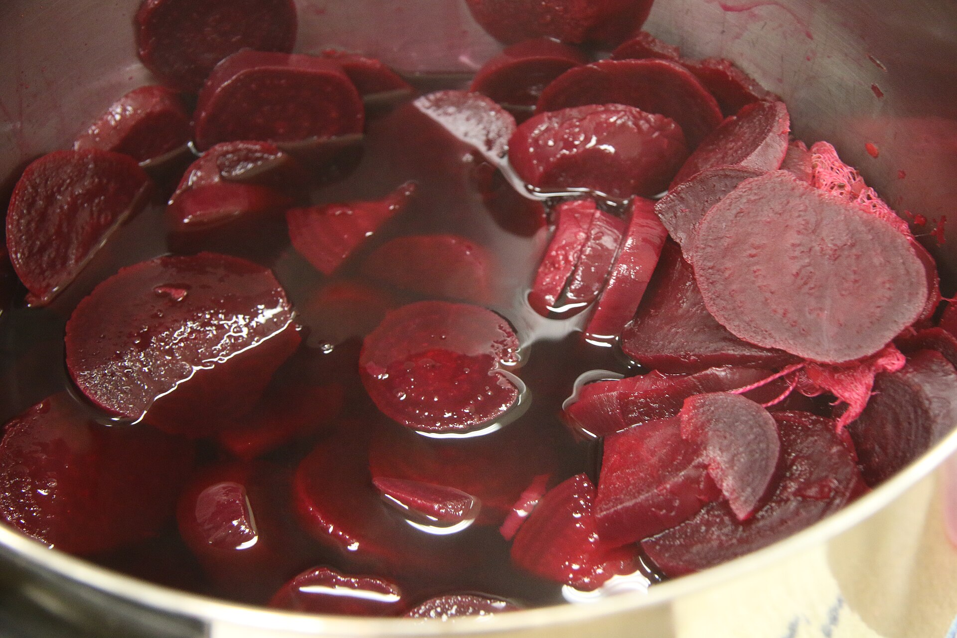 Rote-Bete-Sorbet mit Himbeeressig – fruchtig & ungewöhnlich
