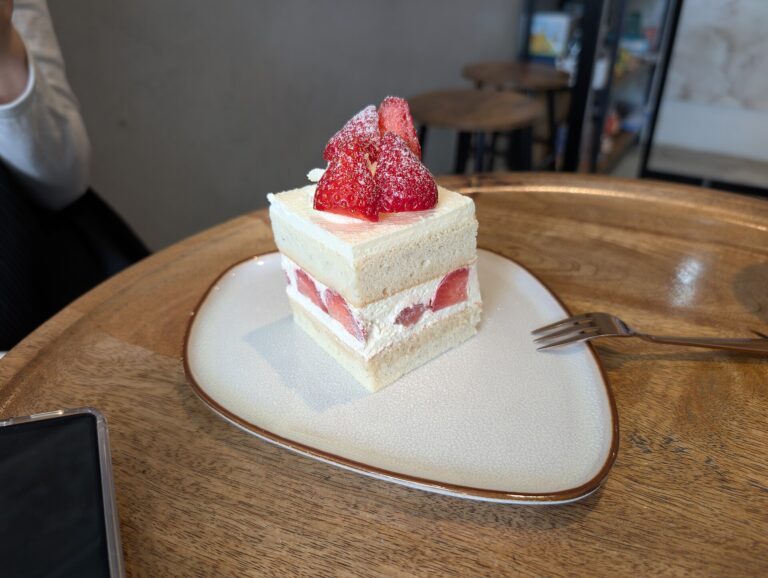 Sahnefüllung für Beerenkuchen – leichte Creme mit Gelatine