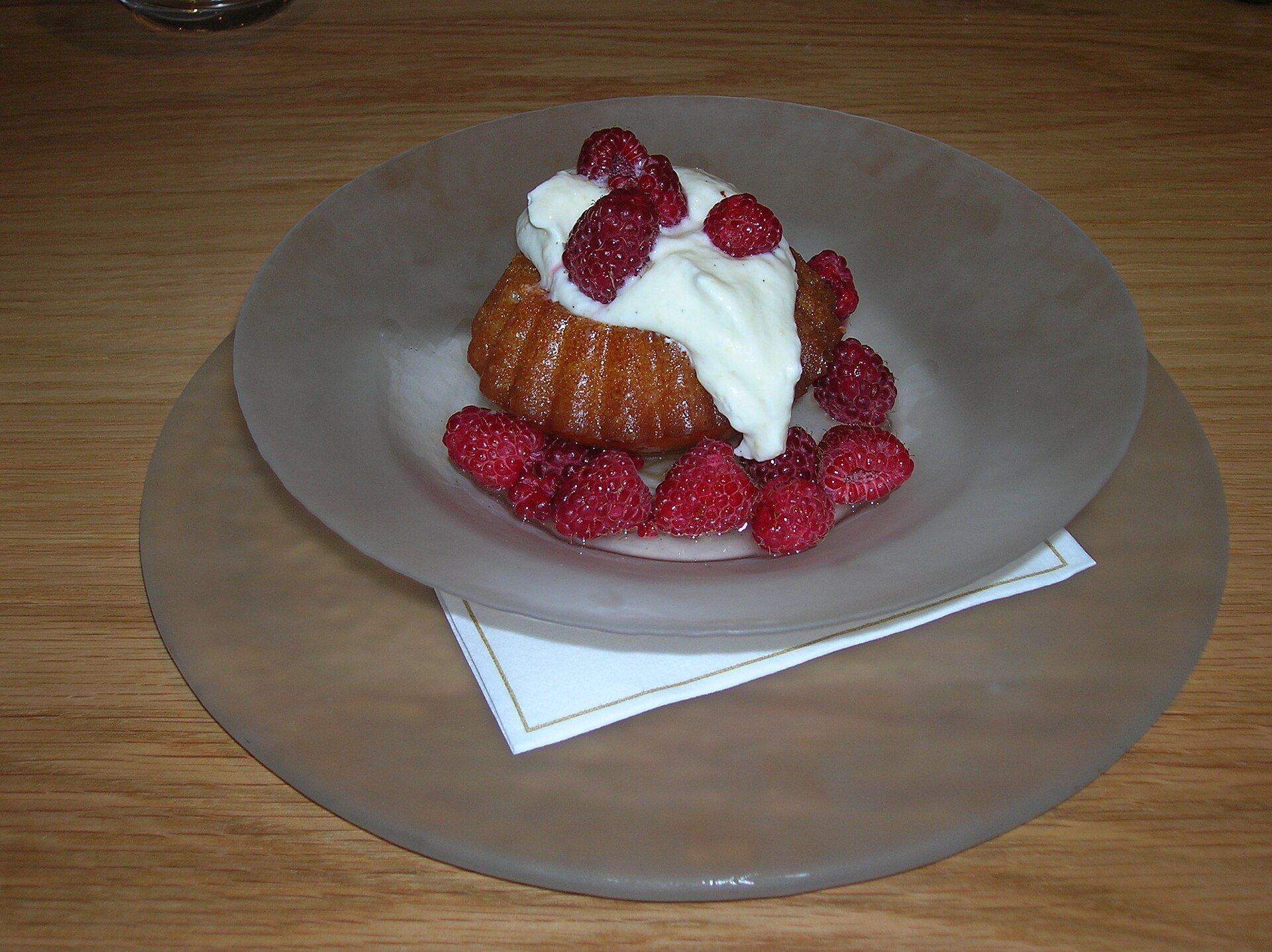 Schokoladen-Savarin – kleine Schokoringe aus dem Ofen