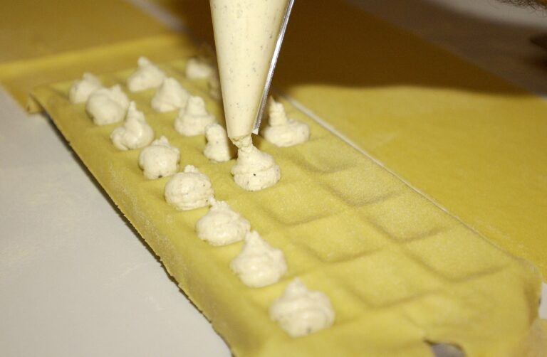 Schokoladenravioli – Pasta mit flüssigem Schokokern