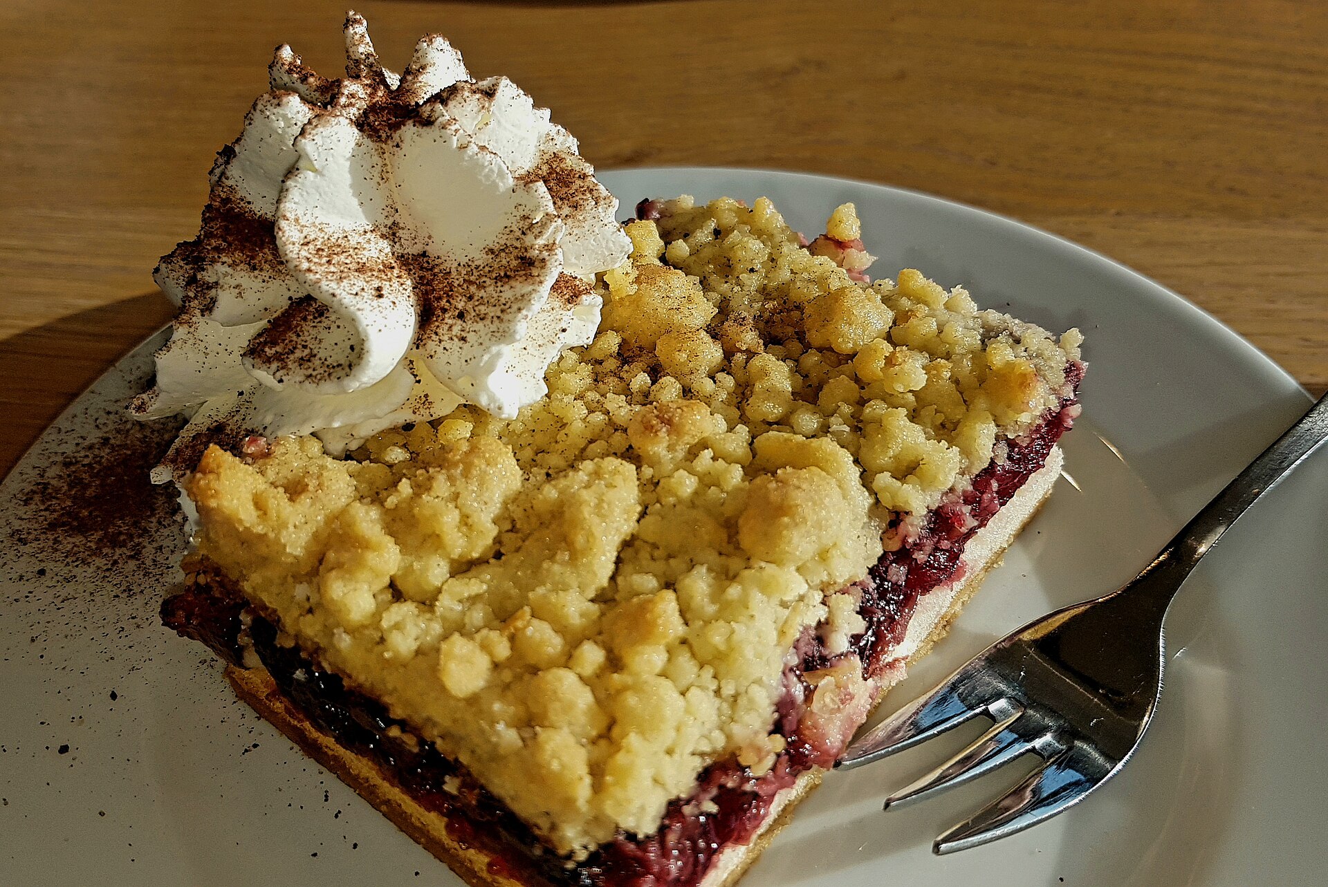 Streusel Grundrezept – knusprige Butterstreusel mit Zimt