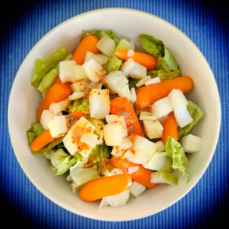 Weißwein-Vinaigrette – gebunden, cremig & perfekt für Blattsalate
